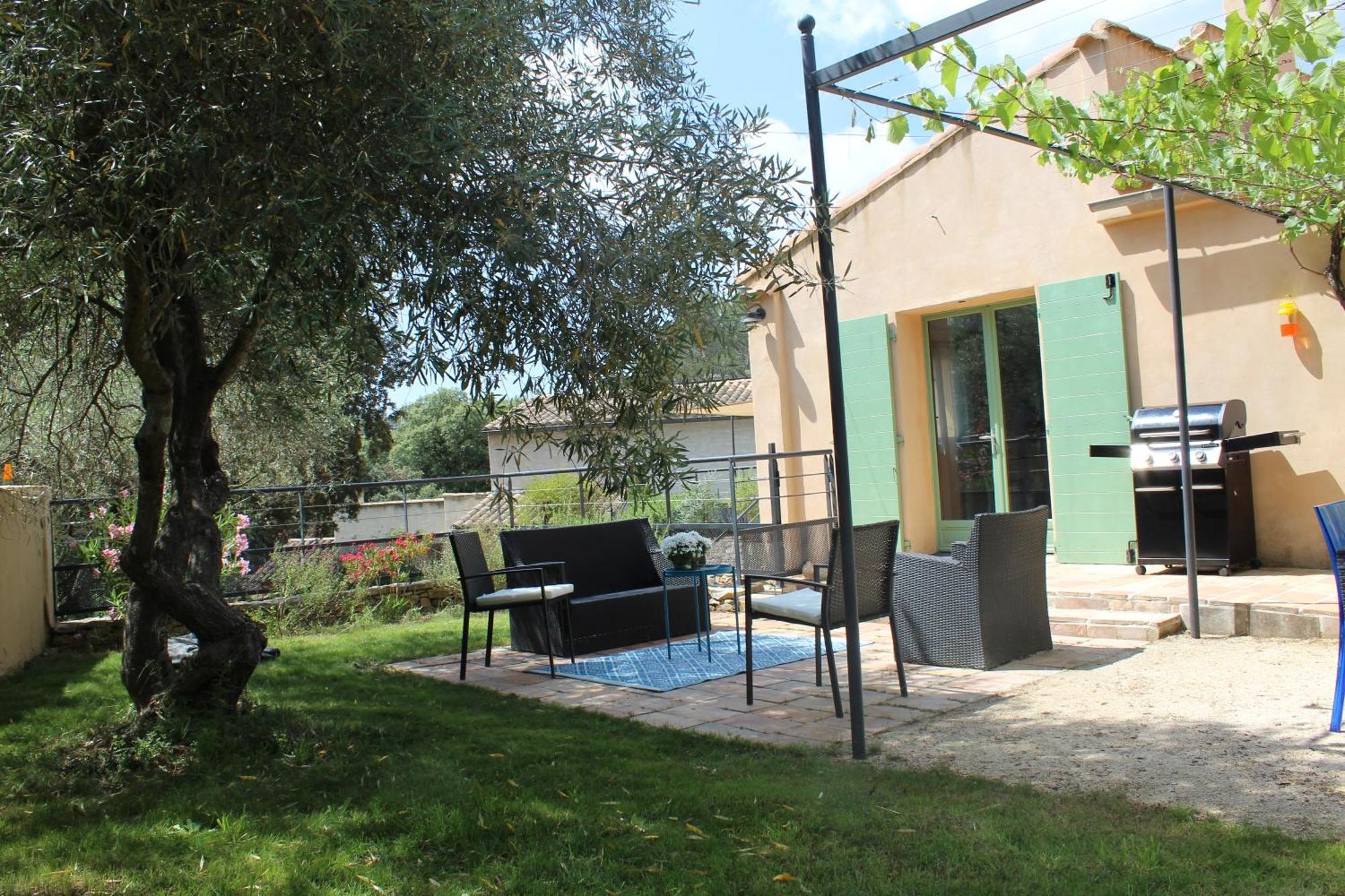 Villa Pierre Blanche Le Calme A 5Mn Du Centre Ville Nimes Exterior foto